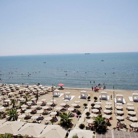 Split Rooftop Suites Durrës 外观 照片